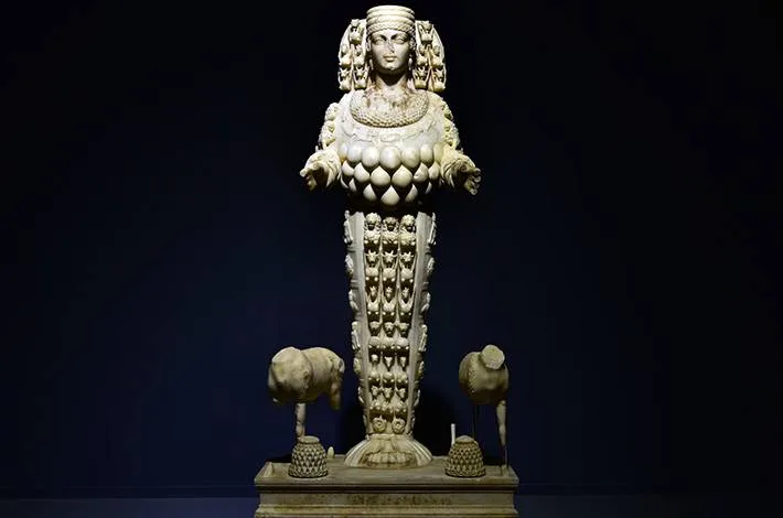 Kybele