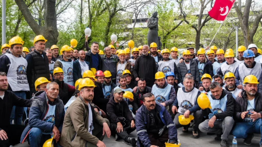 Doruk Madencilik işçileri